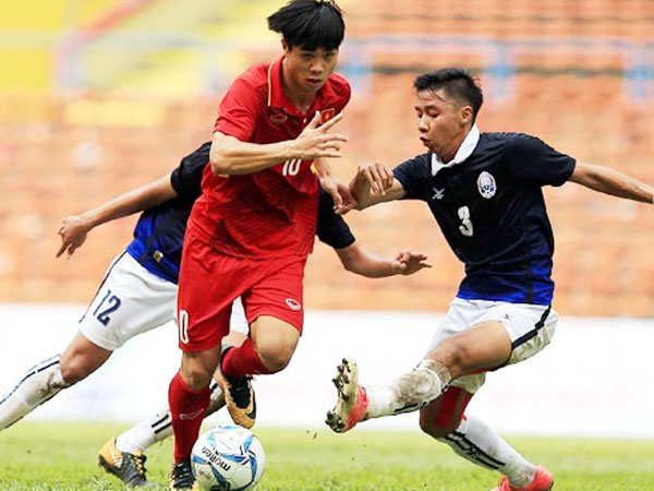 HLV Riedl chỉ ra 2 ứng viên vô địch hàng đầu tại AFF Cup 2018