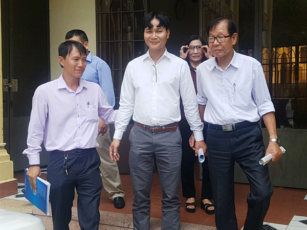 Chồng bị bắt giam vì vợ tố trộm 85 cây vàng