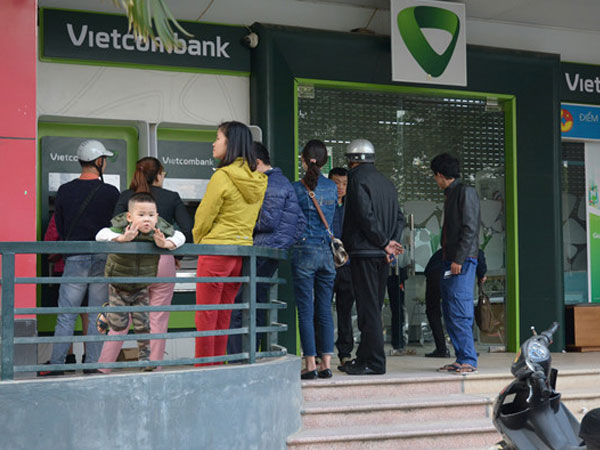 Vietcombank dừng dịch vụ với chủ tài khoản SIM 11 số từ 15/11