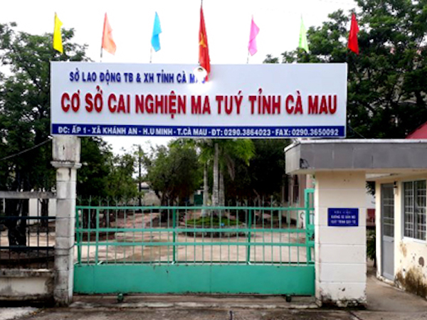 Hàng trăm cảnh sát truy tìm 25 học viên cai nghiện trốn trại