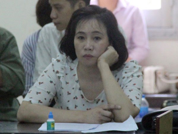 Lý lẽ kêu oan của nữ bị cáo buộc tội nổ súng giết chồng
