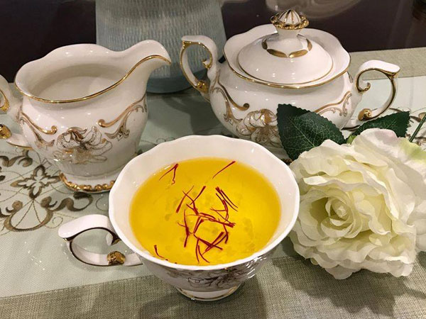 Thưởng trà 2,2 tỷ/kg, đắt hơn vàng ròng: Thú xa xỉ của đại gia Việt