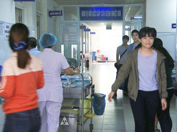 Đà Nẵng: 2 du khách tử vong, 1 người nguy kịch nghi do ngộ độc