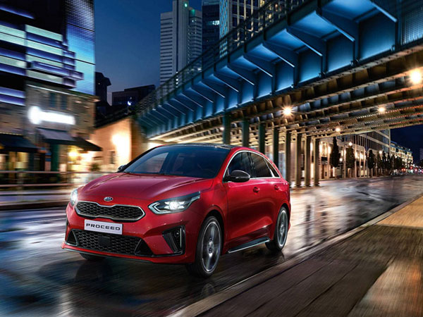 Kia ProCeed 2019 vén màn - dáng sang trọng, vận hành ấn tượng