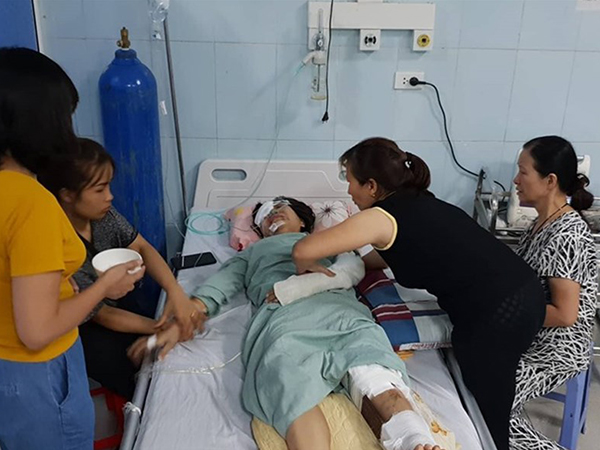 Vụ tai nạn thảm khốc 13 người chết ở Lai Châu: Đại tang ngày về giỗ bố, mong có một phép màu
