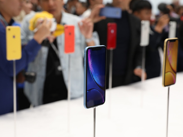 Cảnh báo iFan: Hãy tránh xa iPhone X nếu muốn mua iPhone mới