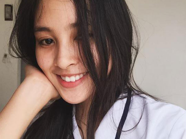 Những hình ảnh vui vẻ thời học sinh ngố tàu của tân Hoa hậu Việt Nam 2018