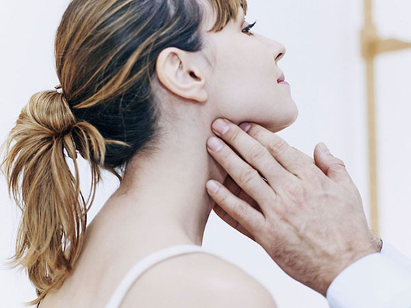 Đổ mồ hôi đêm khi ngủ là dấu hiệu cảnh báo những vấn đề sức khỏe nào?