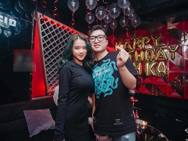 Sau nữ sinh 'siêu vòng 1' Hải Dương, Linh Ka liên tục khiến dân mạng choáng ngợp với trang phục khoe khéo vòng ngực nảy nở