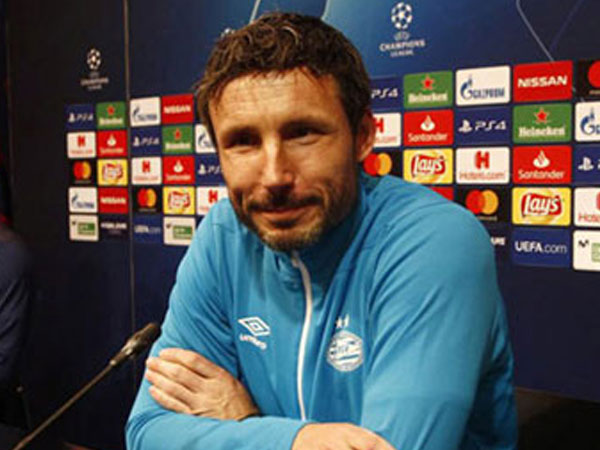Van Bommel: 'Messi vẫn là số 1 dù có hay không Quả bóng vàng'