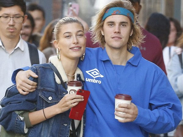 Bác ruột khẳng định Hailey Baldwin và Justin Bieber đã chính thức kết hôn!