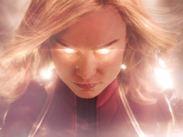 Captain Marvel tung trailer đầu tiên phô diễn sức mạnh khi...đấm cả người già