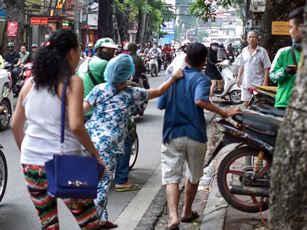 Chủ khu trọ giá rẻ Hiệp 'Khùng' bị đuổi đánh sau vụ hỏa hoạn