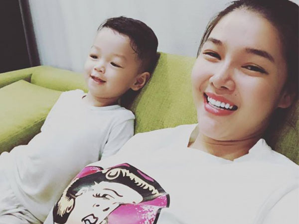 Kỳ Hân dính nghi vấn mang bầu lần hai vì ngày càng mũm mĩm
