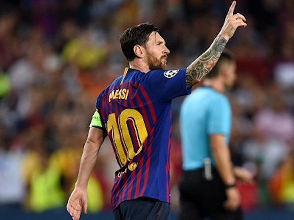 Messi vượt Ronaldo, dẫn đầu về số hat-trick tại Champions League