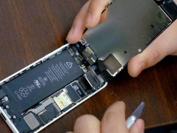 Apple sẽ ngừng chương trình thay pin iPhone giá 29 USD