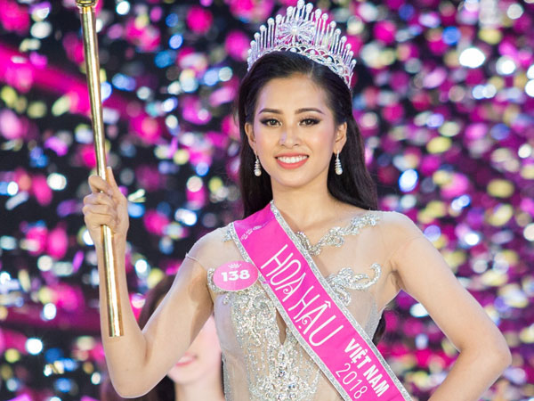 Điểm thấp, Hoa hậu Tiểu Vy đỗ đại học bằng cách nào?