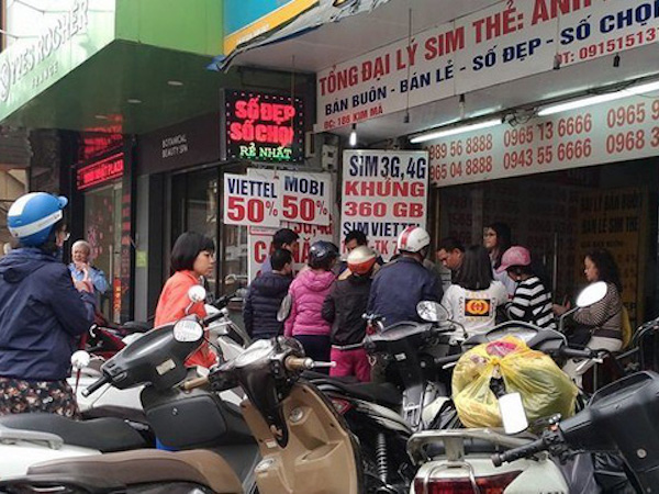 Nhà mạng đồng loạt chuyển đổi SIM 11 số sang 10 số: Nhiều người bỡ ngỡ khi nhận các cuộc gọi từ người thân