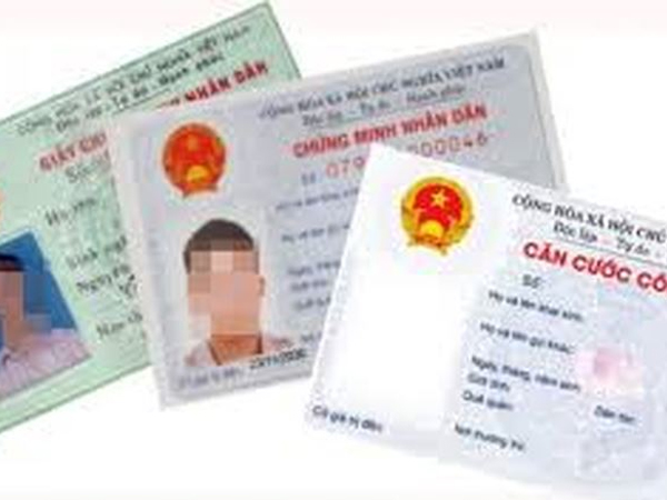 Vụ làm chứng minh 'siêu tốc': Ðình chỉ công tác 1 thiếu tá công an