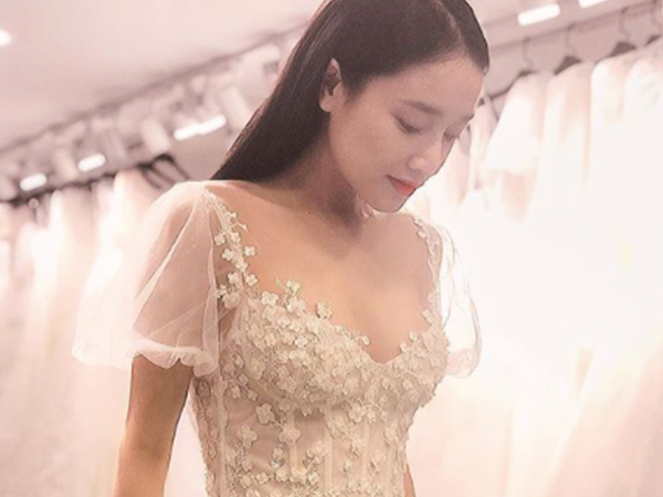 Hé lộ 1 trong 3 thiết kế váy cưới của Nhã Phương