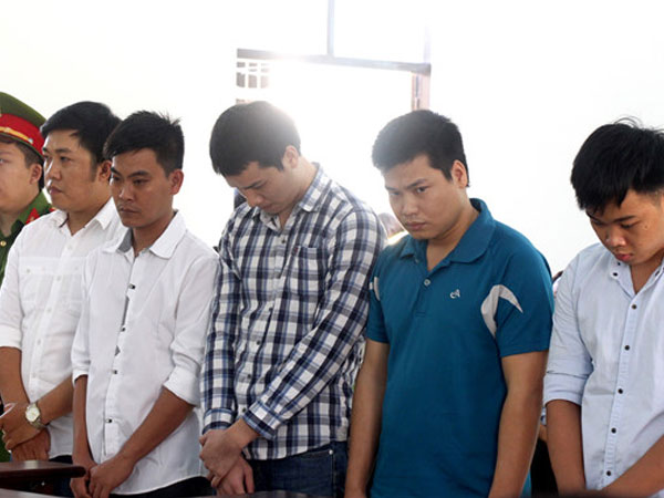 Xét xử 5 cựu công an dùng nhục hình gây chết người