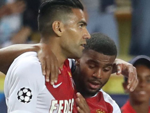 Monaco 1-1 Nimes: Đương kim Á quân không thắng trận thứ 5