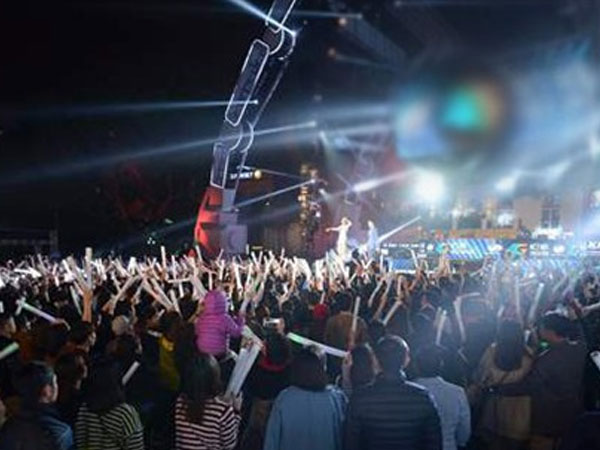 Thu nhập 'khủng' nhưng 'quên' nộp thuế: Cần quản 'từ gốc đến ngọn'