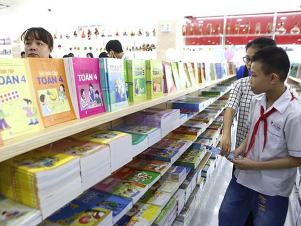 Bộ GD&ĐT: Sẽ xử lý cán bộ, giáo viên gây lãng phí sách