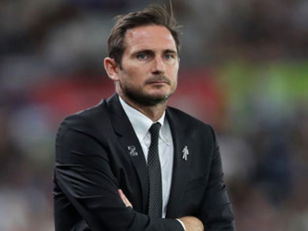 Lampard, Ronaldo là những người cầm cân nảy mực giải thưởng The Best