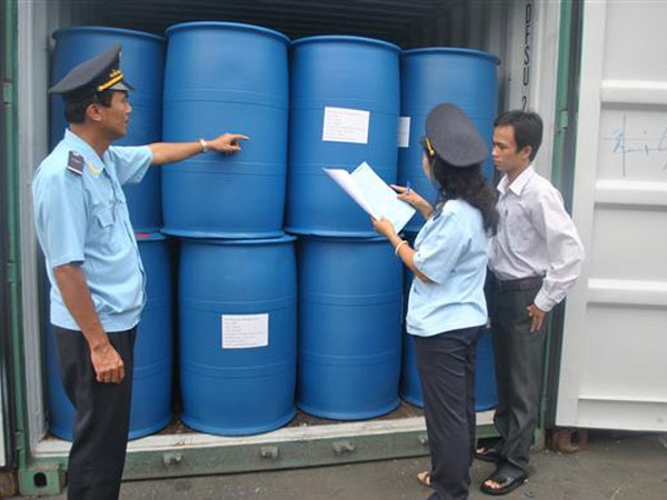 Một DN bị truy thu hơn 1,5 tỷ đồng thuế nguyên liệu sản xuất chất tẩy rửa