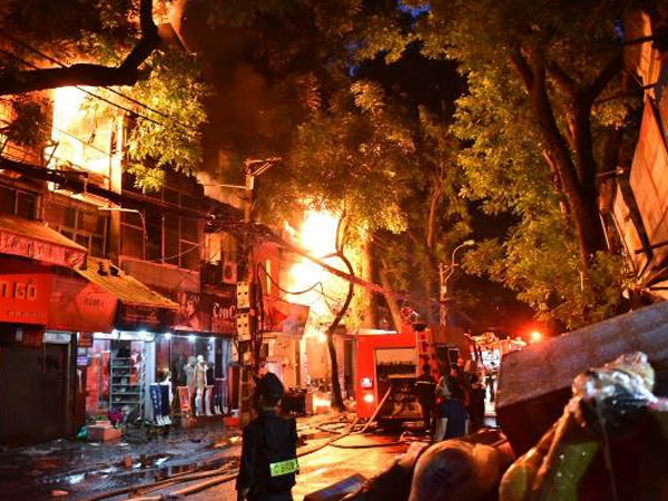 Ông Hiệp 'khùng' có bị xử lý sau vụ cháy kinh hoàng gần Bệnh viện Nhi TƯ khiến 2 người chết?