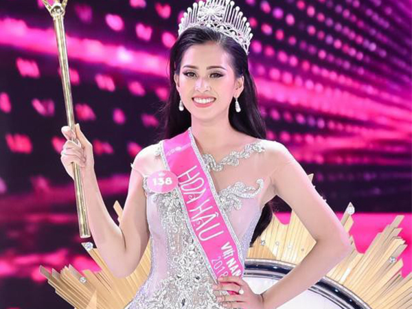 Tân Hoa hậu Tiểu Vy sẽ làm gì để tránh scandal?