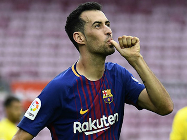 Busquets gia hạn với Barca tới 2023