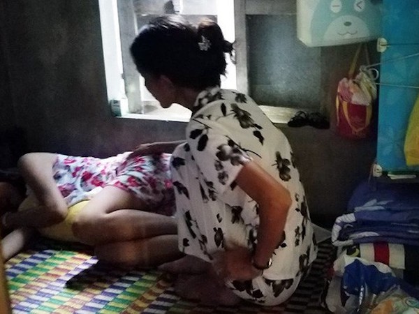 Cô giáo mầm non tố bị chồng cướp mất con, truy sát giữa đường trước mặt công an