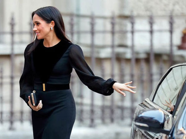 Meghan vượt chị dâu Kate, tiếp tục ghi điểm khi thực hiện hành động mà không một nhân vật hoàng gia nào từng làm