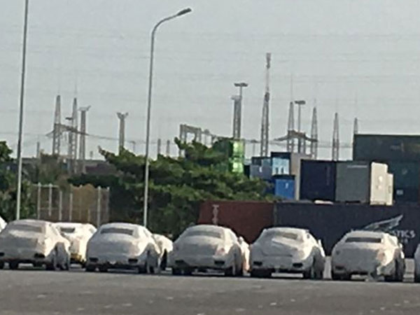 4 siêu xe Roll Royce, Ferrari và Porsche bị tạm giữ tại Hải Phòng