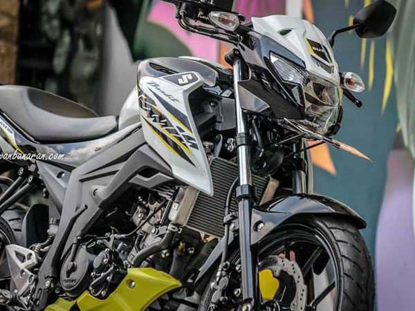 Lộ giá bán 'át chủ bài' GSX150 Bandit của Suzuki