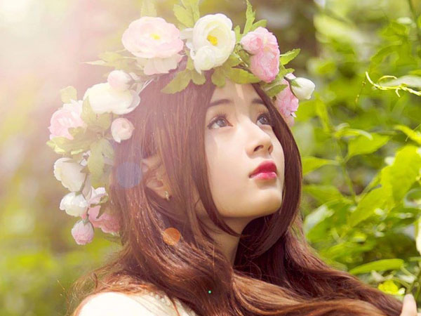 Nếu không muốn khổ, phụ nữ hãy giấu nhan sắc