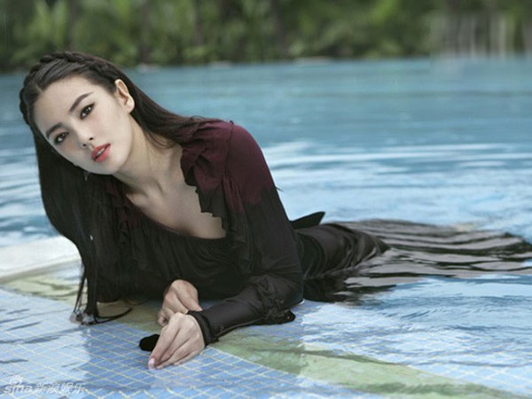 'Song Hye Kyo Trung Quốc': Nhan sắc trời ban cùng body nóng bỏng vẫn không cứu được 2 cuộc hôn nhân ê chề