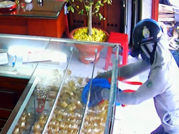 Bộ Công an nêu biện pháp phòng, chống cướp ngân hàng, tiệm vàng