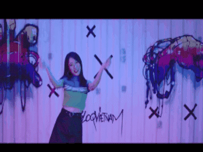 Không còn cover hit, Khánh Vy tung hẳn MV sắp sửa lấn sân ca hát?