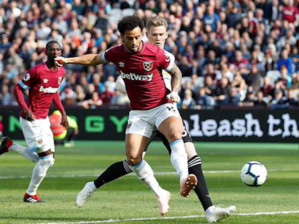 Thua toàn diện West Ham, M.U tiếp đà khủng hoảng