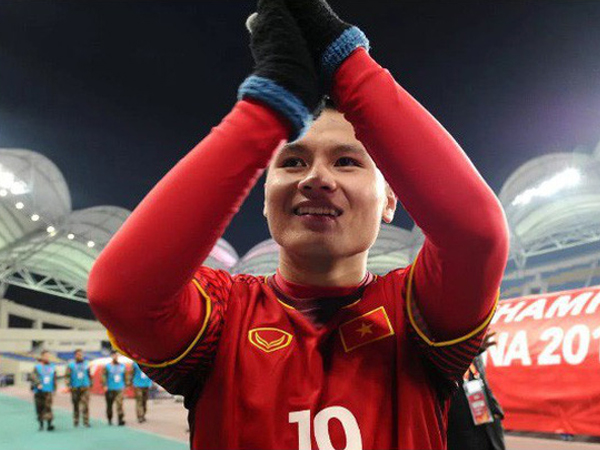 Báo châu Á: Quang Hải cần xuất ngoại, ở lại Hà Nội FC chỉ lãng phí tài năng