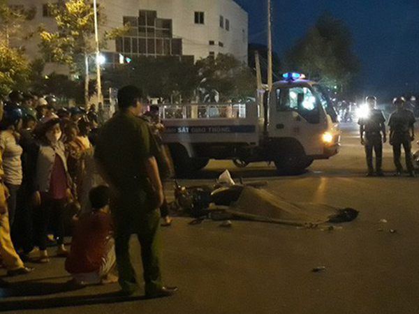 Đi làm về, nữ công nhân trẻ bị xe ben tông chết