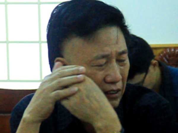Vụ tàu vỏ thép hàng chục tỷ nằm bờ: Giám đốc công ty đóng tàu khóc, bất ngờ than bị lừa trắng tay!