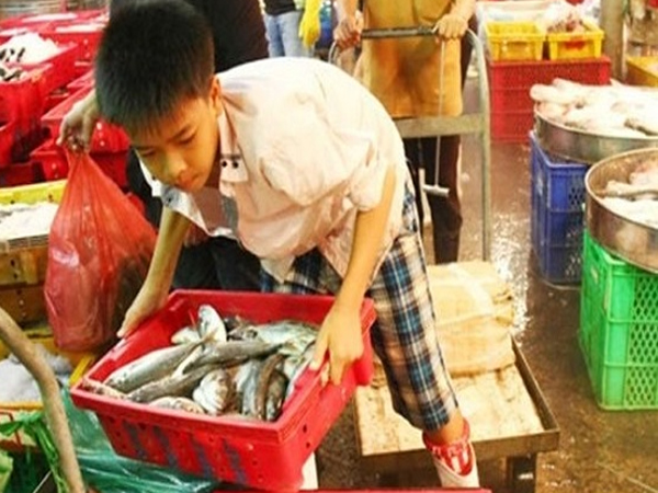 Bạo lực trẻ em, phụ huynh có thể bị phạt tới 15 triệu đồng
