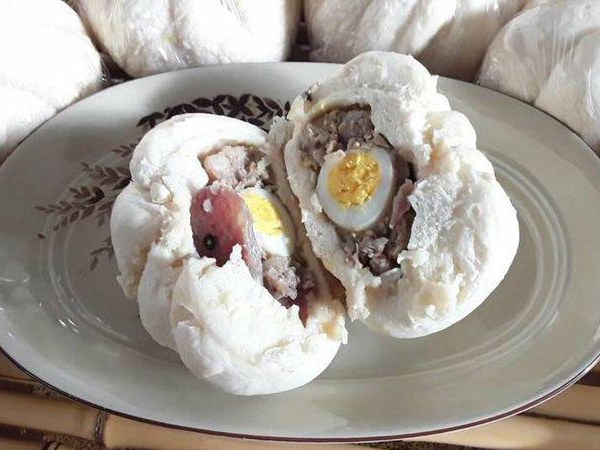 Người phụ nữ bị sốc nhiễm độc sau khi ăn bánh bao thừa cất trong tủ lạnh