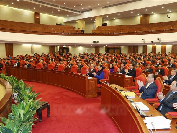 Hội nghị Trung ương 8: Đẩy mạnh phát triển kinh tế - xã hội, tăng cường xây dựng Đảng