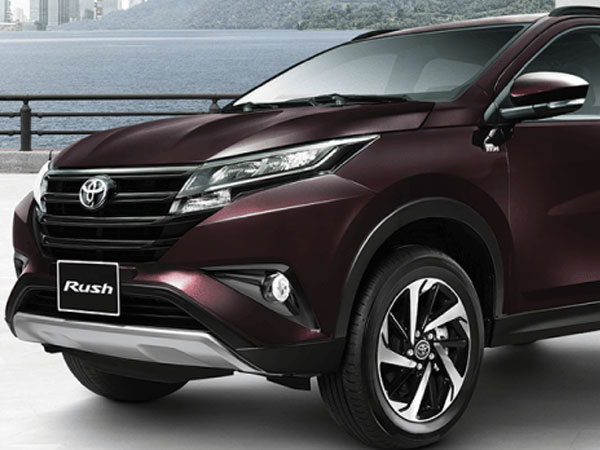 Ô tô 7 chỗ Toyota Rush giá niêm yết 600 triệu ‘về tay’ gần 900 triệu, dân Việt choáng váng