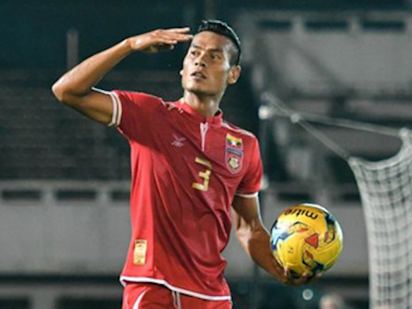 Đối thủ của Việt Nam bất ngờ 'trảm' công thần ở AFF Cup 2018